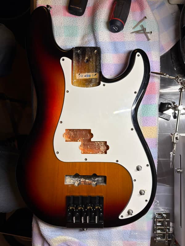 Squier PJ body - Tobacco Sunburst image 1