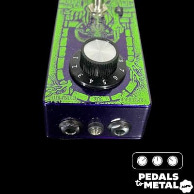 Does it Doom Fuzzcoven - Green X14917 image 4