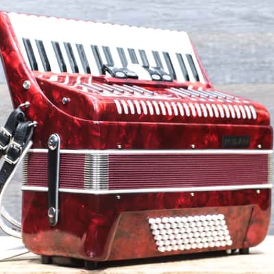 Milan Accordion 72-Bass 34-Key 5-Treble Switch Red Piano Accordion w/Case image 3