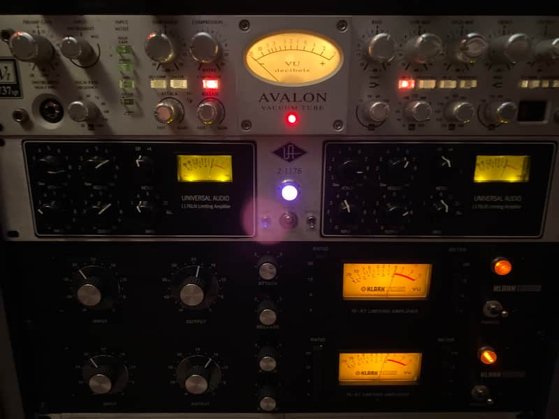 Universal Audio 2-1176 Stereo Limiter | Reverb