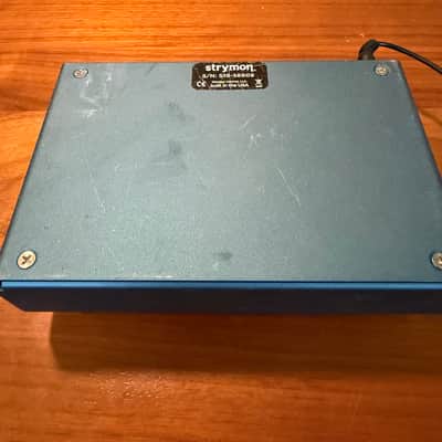 Strymon Midnight Edition NightSky Time-Warped Reverberator 2022 - Midnight Edition Dark Gray image 2