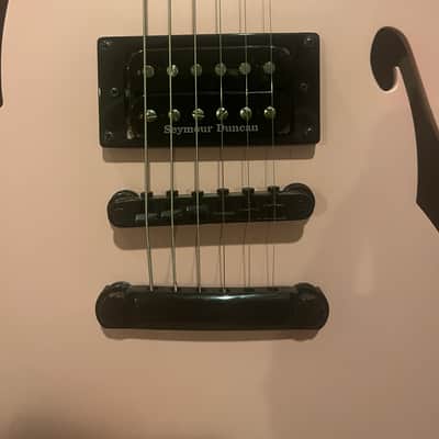 Fender Tom DeLonge Starcaster 2024 - Present - Shell Pink image 2