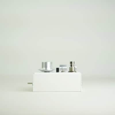 Immagine Collision Devices TARS Silver Fuzz & Analog Filter Pedal - 3