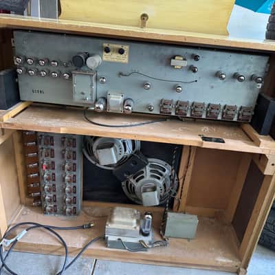 Hammond S-6 Chord Organ 1956 - Original Finish image 9
