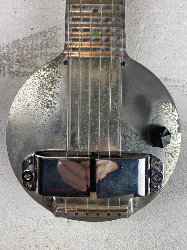 Rickenbacker Frying Pan Lap Steel 1930 - with original case image 1