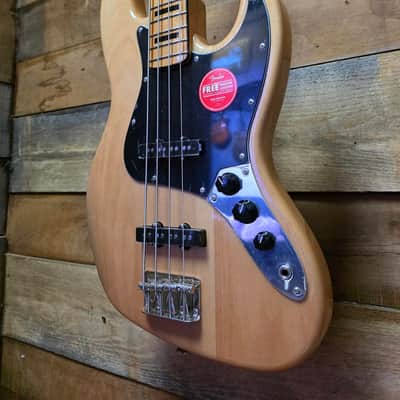 Squier Classic Vibe 70's Jazz Bass Maple Neck - Natural image 3