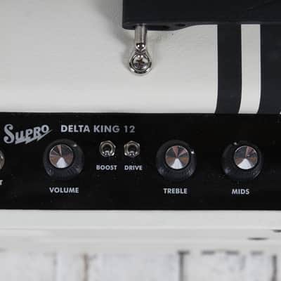 Supro Delta King 12 Electric Guitar Amplifier 15 Watt 1x12 Combo Amp with Cover image 4