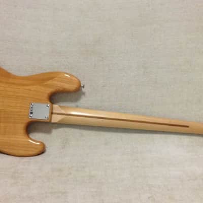 2007 Left Handed Lefty Fender Special Edition Deluxe Jazz Bass Natural Ash image 14