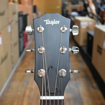 Taylor 314ce Studio Sitka Spruce/Sapele Acoustic-Electric Guitar Shaded Edgeburst w/Padded Gig Bag image 7