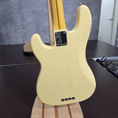 Fender American Vintage II '54 Precision Bass 2025 - Vintage Blonde 8.4 pounds Bild 6