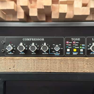 API 2500 Stereo Bus Compressor. API2500. Great condition. image 4