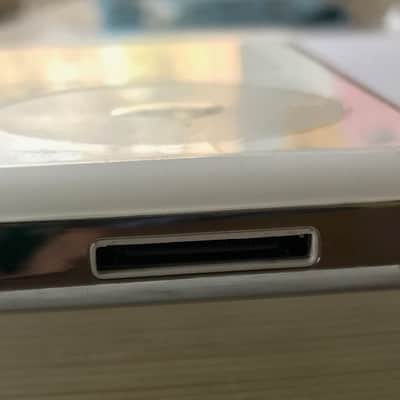 Apple iPod classic 4th Gen A1059 2004 - white image 8