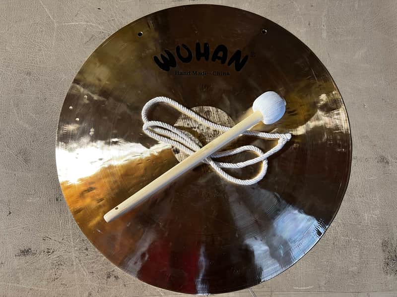 Wuhan 16" Wind Gong w/ Mallet image 1