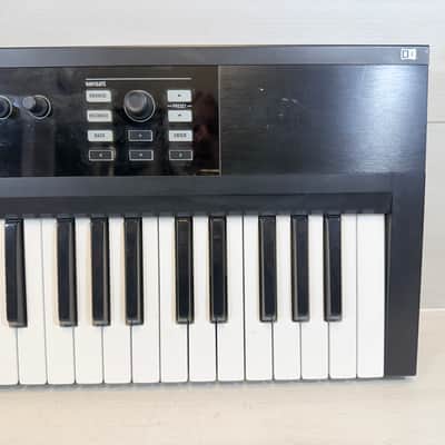Native Instruments Komplete Kontrol S49 – Smart MIDI Keyboard Controller 2015–2018 image 5
