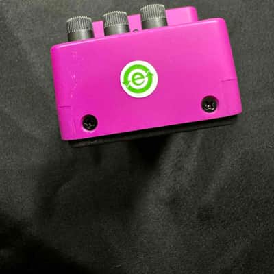 Behringer DM100 Distortion Modeler 2010s - Pink image 2