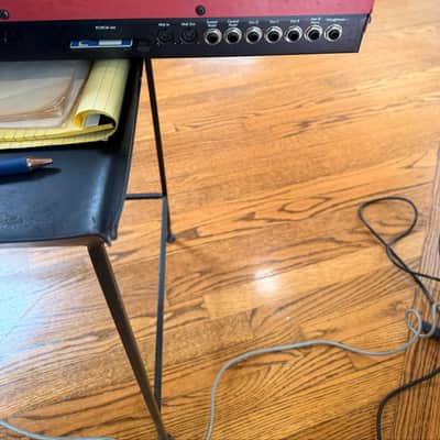 Nord Lead 2 49-Key 12-Voice Polyphonic Synthesizer 1997 - 2003 - Red image 5