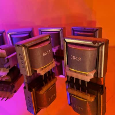 Immagine (8) Quad Eight Steel Line Transformers - 2