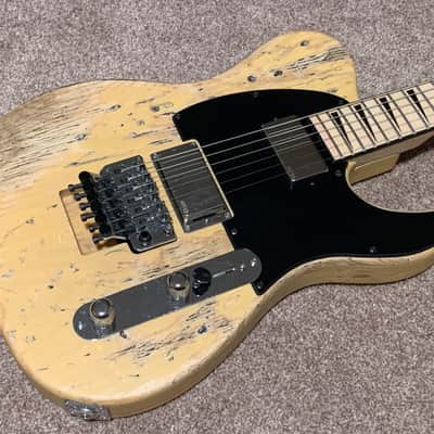 Warmoth  Telecaster Relic’d honey image 2