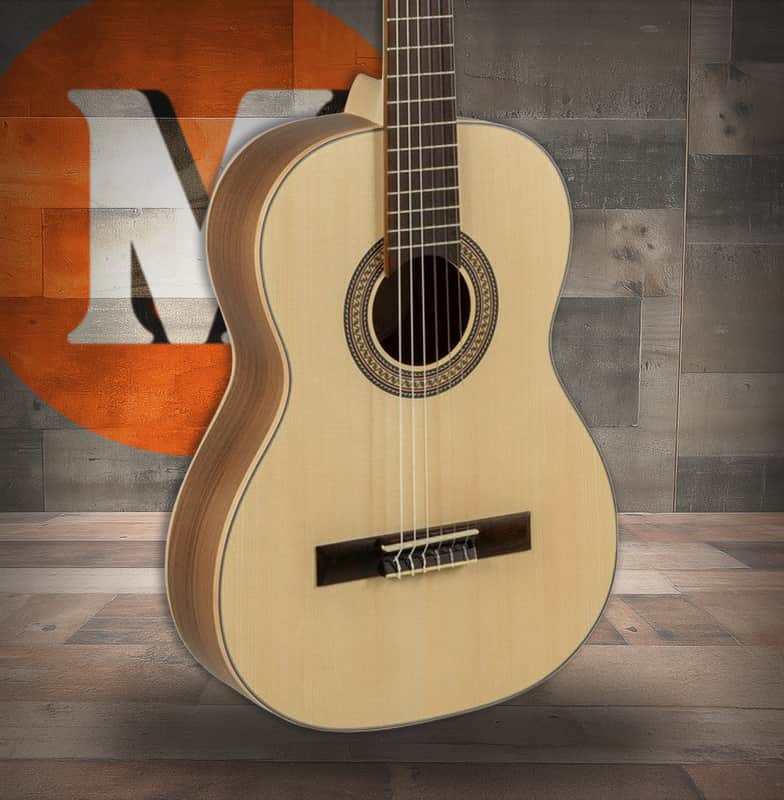 New Manuel Rodriguez E-62 Spruce/Walnut 3/4 - $319 MSRP