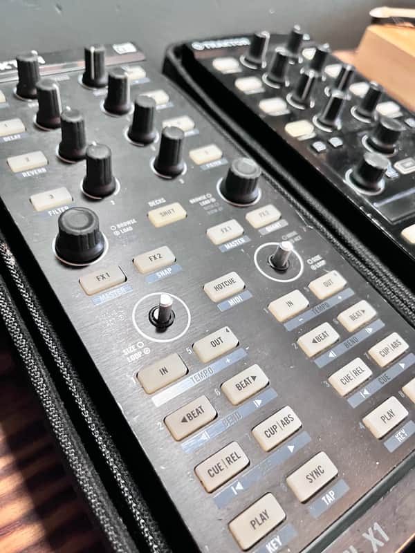 Native Instruments Traktor Kontrol X1 Mk1
