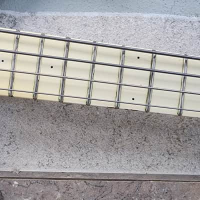 Rickenbacker 4003 Tuxedo White image 8