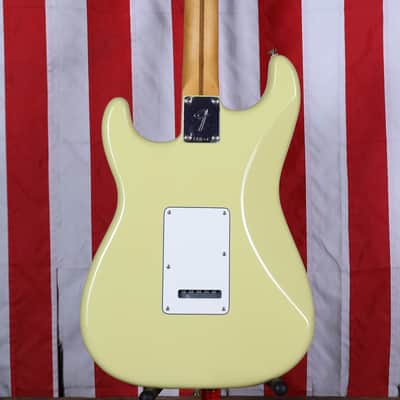 Fender Player II Stratocaster - Hialeah Yellow image 8