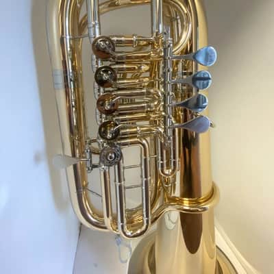 New Alexander model 155 F Tuba in Gold Brass, 5 valves,Lacquered, Nickel-Silver Garland;with Care Kit image 8