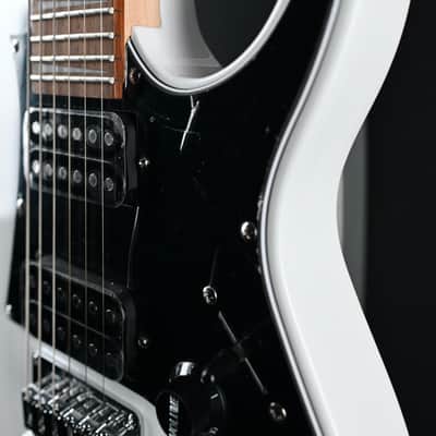 Ibanez Mikro Series GRGM21-WH White #077 image 16