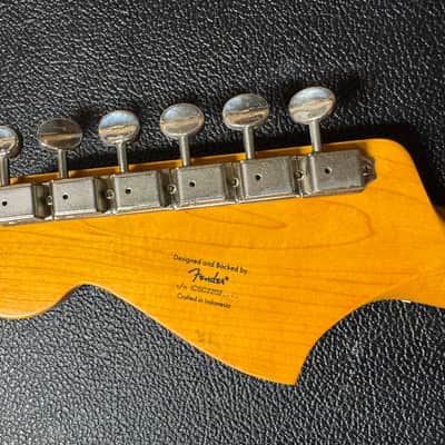 Squire by Fender Bass IV Bass 6 neck 2021 - Natural image 6
