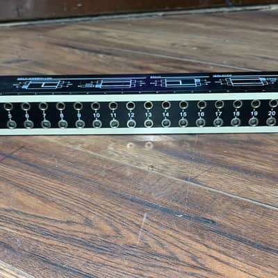 Neutrik NYS-SPP-L1 modular Patch Panel image 3