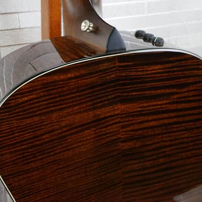 Taylor 618e 2015 – Natural – Extreme Flamed Maple Back & Sides image 4