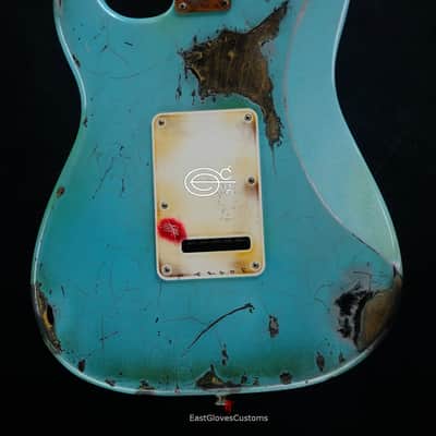 Fender Stratocaster 50th Anniversary Daphne Blue/Silver Aged Relic image 5