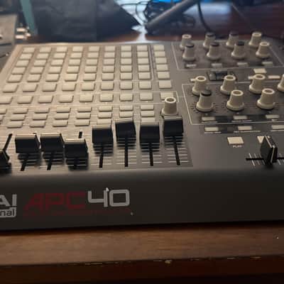 Akai APC40 2010s - Black image 3