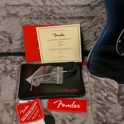 Fender American Professional II Stratocaster, Rosewood Fingerboard, Dark Night - 7# 12oz image 2