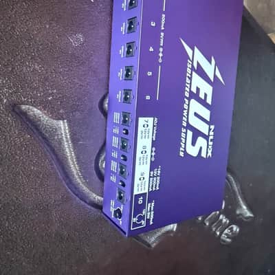 NuX NIP-Z10 Zeus Power Supply 2024 - Present - Purple image 5
