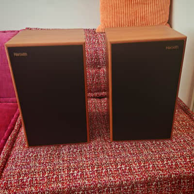 Harbeth 30.1 in 30.1 in Cherry Wood finish with Boxes and Manual image 8