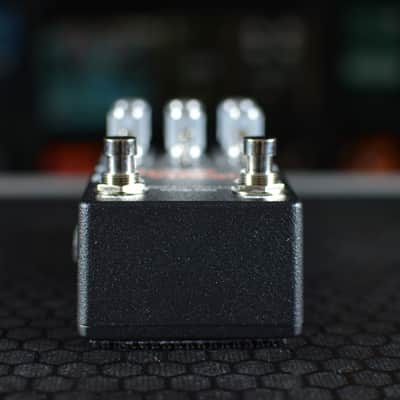 Retro-Sonic Chorus/Vibrato V2 - Silver image 2