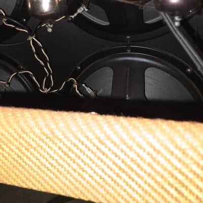 Fender Blues DeVille 2-Channel 60-Watt 4x10" Guitar Combo 1994 - 1996 - Tweed with cover image 8