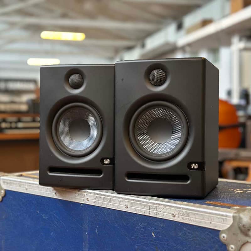 PreSonus Eris E5 Near-Field Studio Monitors image 1