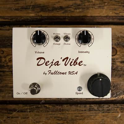 Bearfoot FX Mint Green Mini Vibe | Reverb