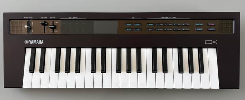 Yamaha Reface DX - Mint Condition - Boxed with Decksaver (£27 Value) + All Original Accessories