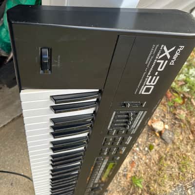 Roland XP-30 61-Key 64-Voice Expandable Synthesizer 1999 - 2004 - Black image 8