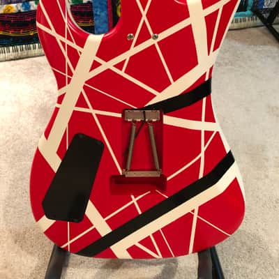 Van Halen Kramer Orlando Hard Rock Cafe Display Guitar Striped image 4