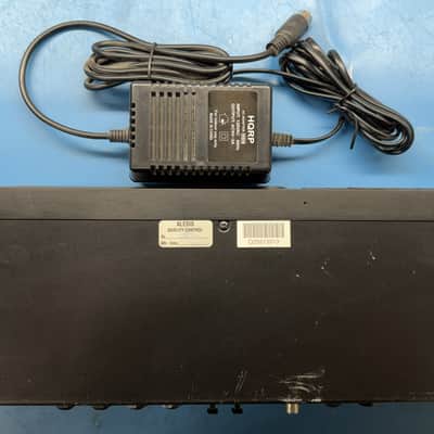 Alesis QuadraVerb 2 Dual Channel Octal Master Effects with Digital I/O image 4