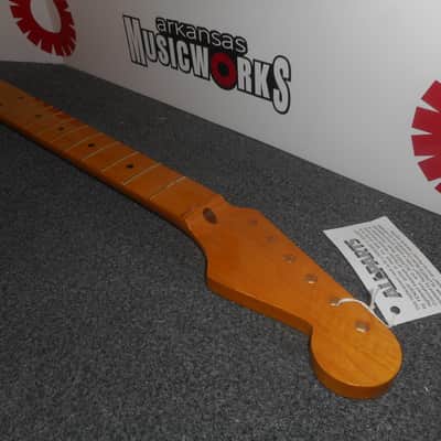 Allparts Fender Licensed Maple Strat Neck, 10" Radius, Nitro Finish - #SMNF-C image 2
