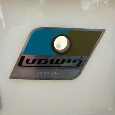 RARE Ludwig 10 LUG Vistalite Snare Drum White Opaque Acrylic 5x14 image 2
