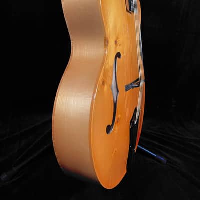Benedetto Knotty Pine Special 17" Archtop - One of a Kind Collector's Instrument image 3