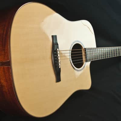 Eastman AC520CE Rare Acoustic Guitar 11035185 image 10