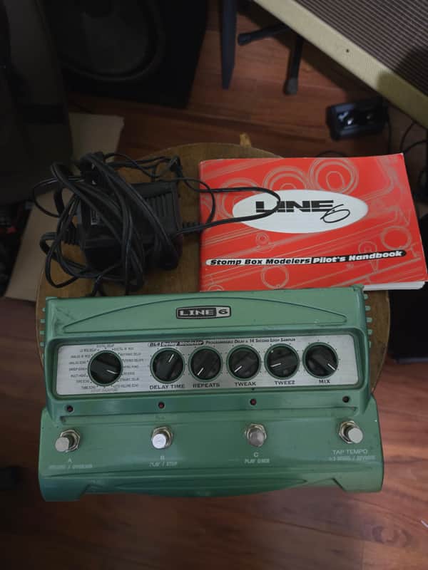 Line 6 DL4 Delay Modeler 1999 - 2021 Green image 1