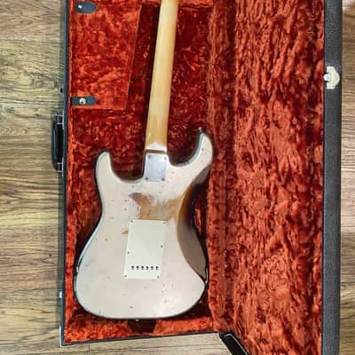 Fender Road Worn '60s Stratocaster with Rosewood Fretboard 2009 - 2018 - 3-Color Sunburst image 2